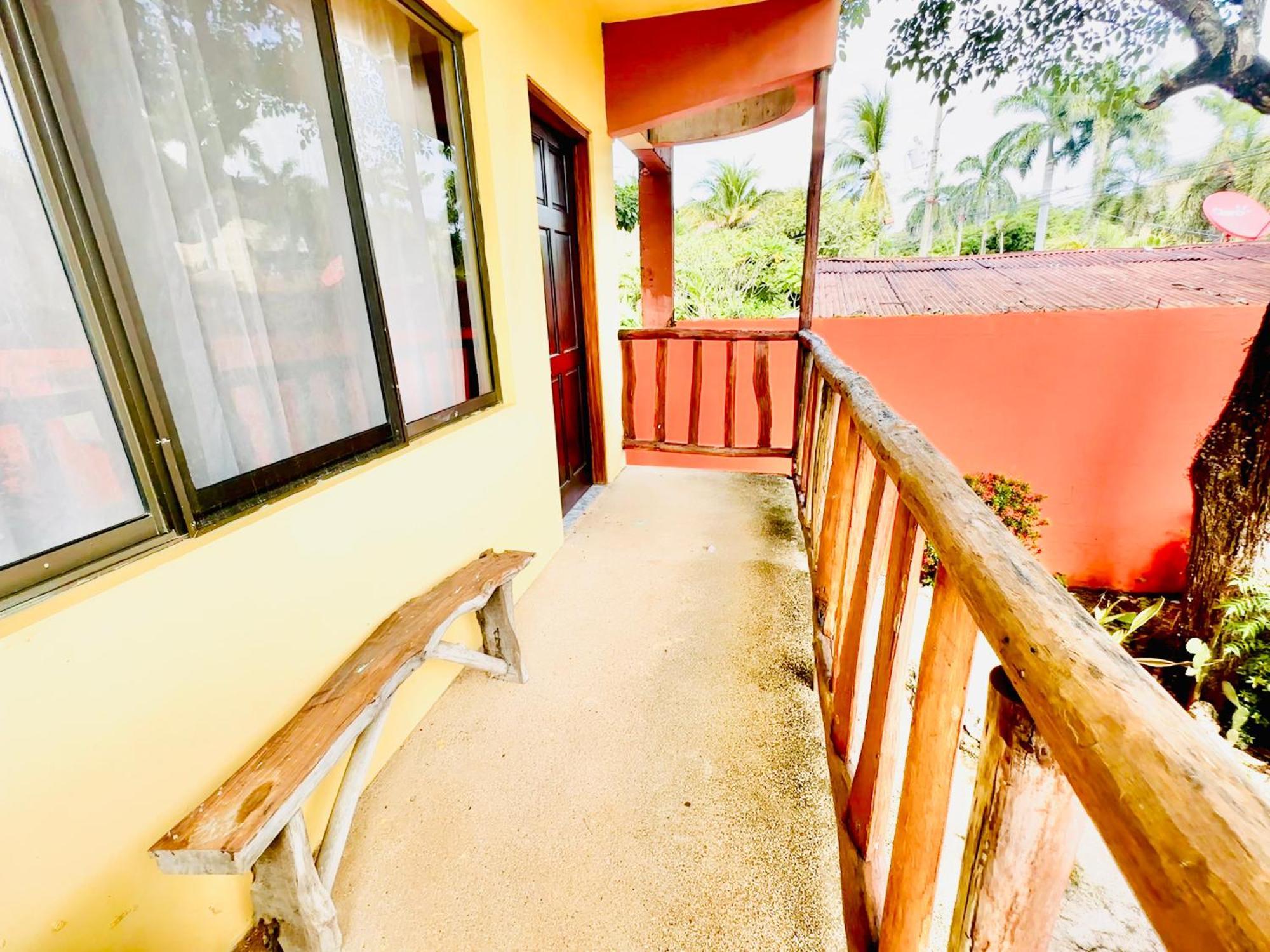 Hotel Georgi Cr Veintisiete de Abril Ngoại thất bức ảnh